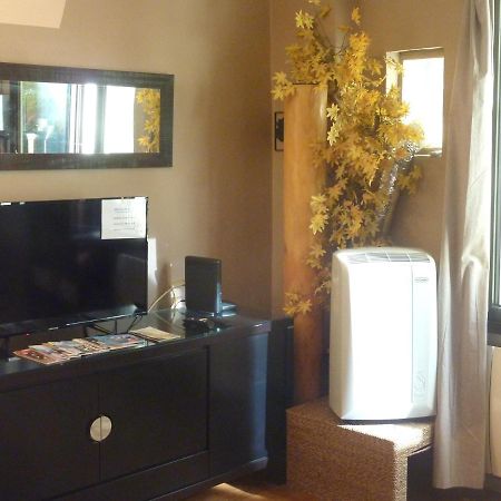 Apartament Chez Colac Awinion Zewnętrze zdjęcie